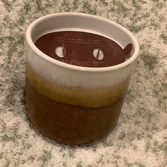 tate & zoey Other - Ceramic Scented Honey Bun Soy Candle NWT 14 oz.   - Brown Gold and White Glazing